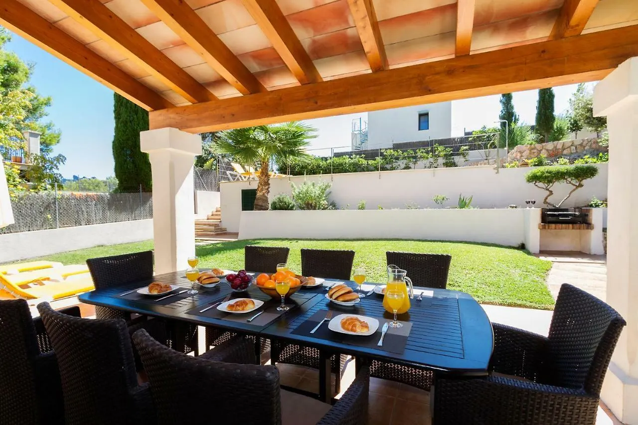Vila El Pinar Cala de Sant Vicenc 0*,  Španělsko